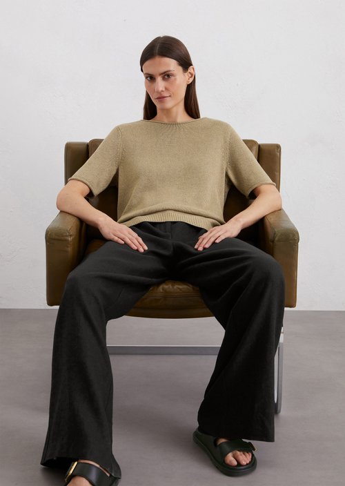 Regular short-sleeved sweater — Beige