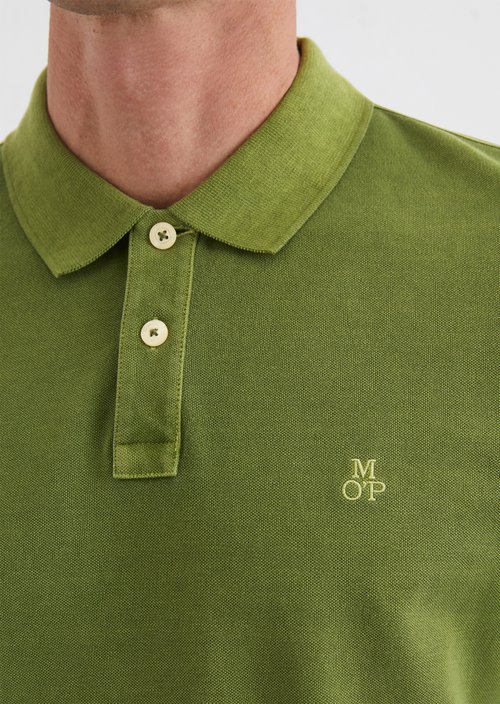 Piqué regular polo shirt — M421