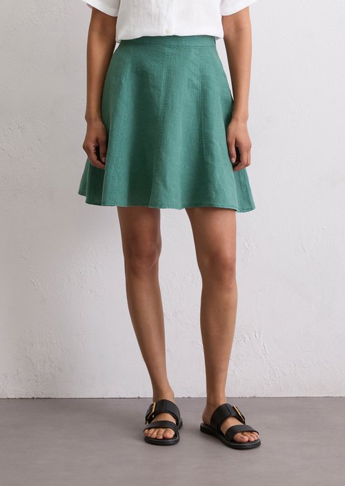Relaxed short skirt — Dark green