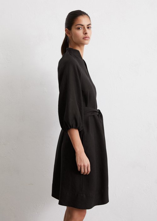 Relaxed linen dress — Black