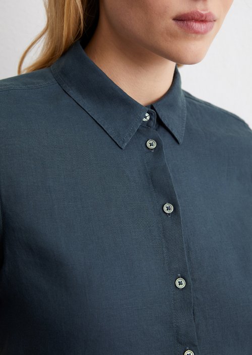 Regular short-sleeved linen blouse — Dark blue