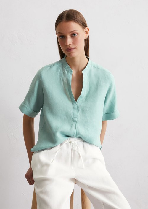 Regular short-sleeved linen blouse — Light green