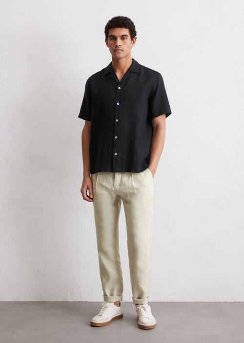 Regular short-sleeved shirt — Black