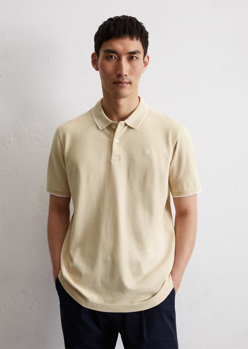 Piqué regular polo shirt — M111