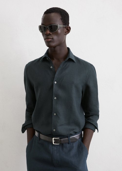 Shirt shaped — Dark blue