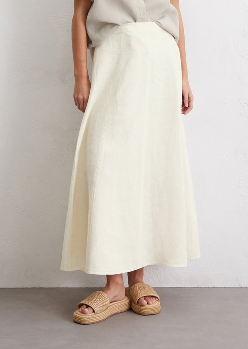 Flared skirt — Beige