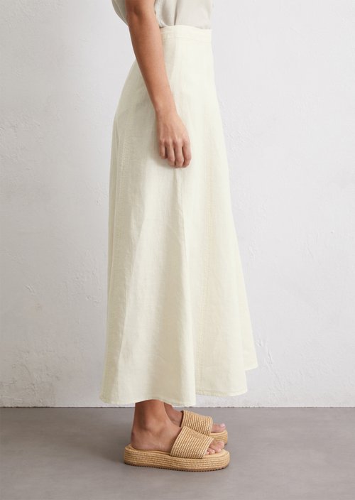 Flared skirt — Beige