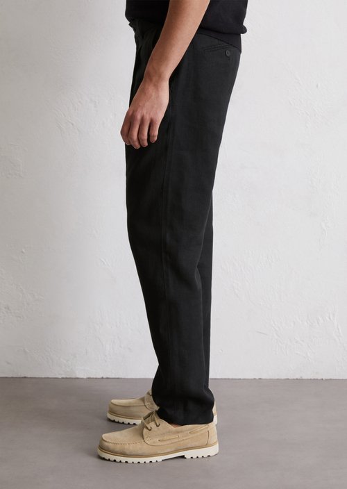 Linen pants model Osby jogger pleats — Black