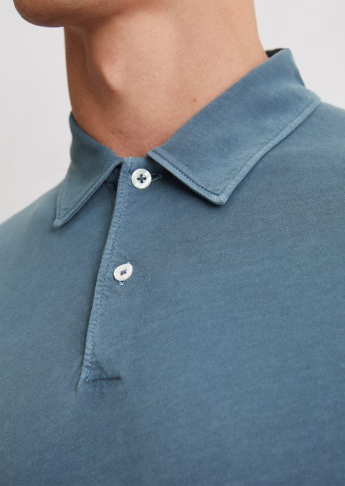 Short sleeve jersey polo shirt in a regular fit — M870