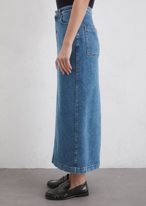 Regular long denim skirt — M017