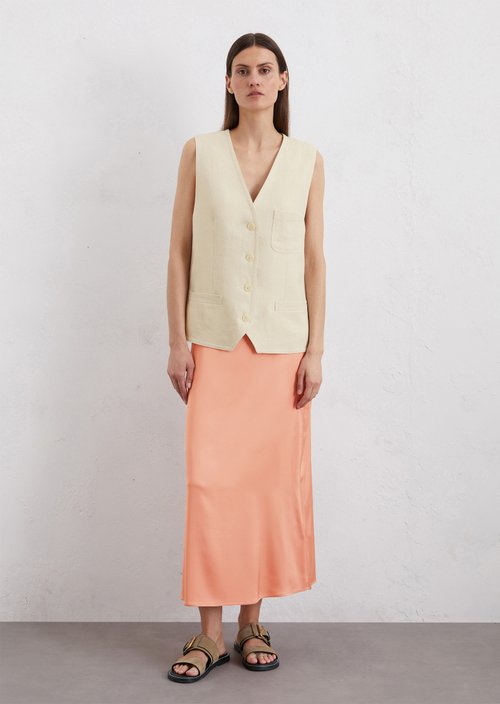 Flared satin skirt — Light red
