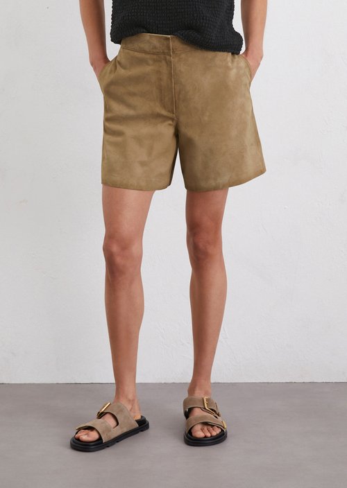Leather shorts shaped — Beige