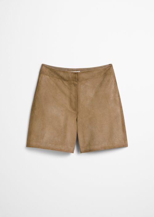 Leather shorts shaped — Beige