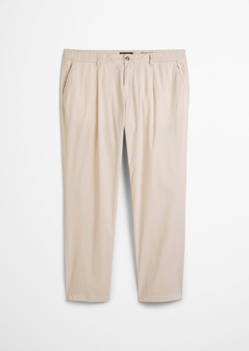 Trousers model Osby pleats tapered — M707