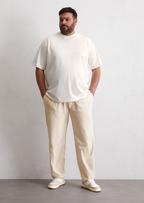 Trousers model Osby pleats tapered — M707