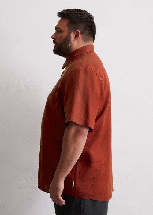 Regular short-sleeved shirt — M382