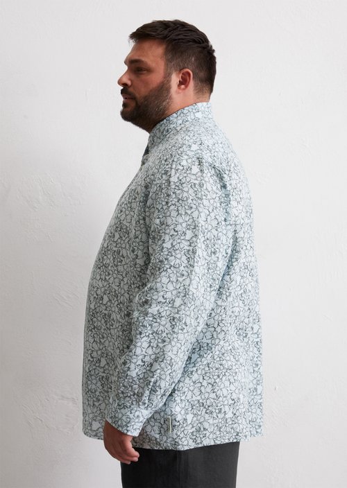 Button-down shirt shaped — MG80
