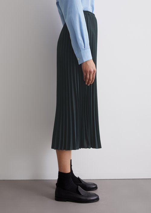 Pleated skirt — M899