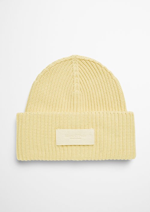 DfC knitted hat — M233