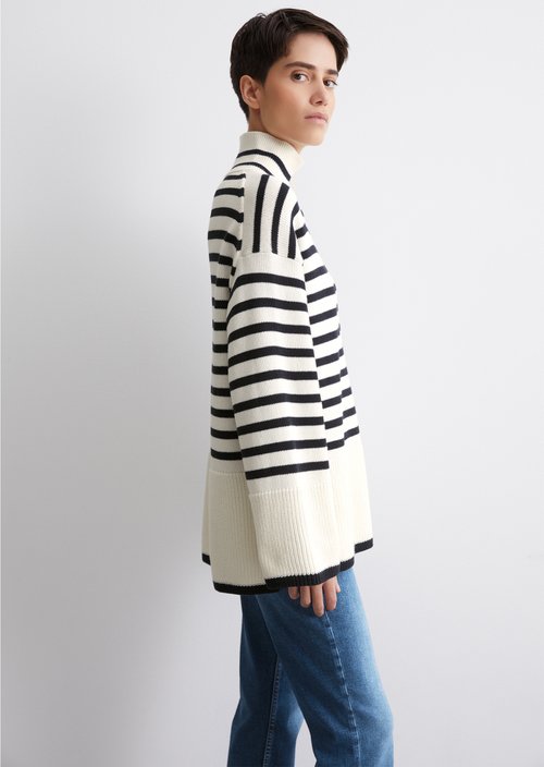 Oversize knitted sweater — MM90