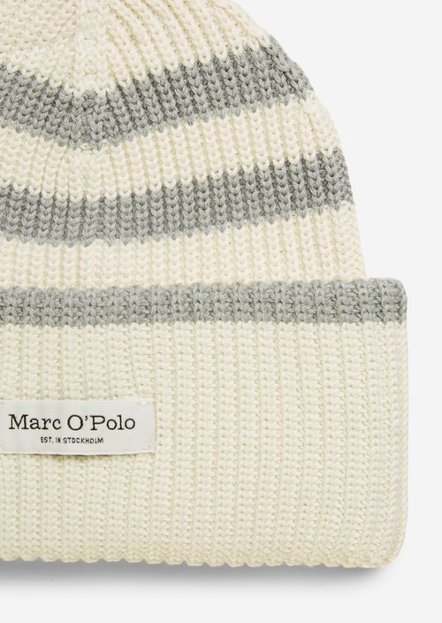 DfC Striped knitted hat — MA26