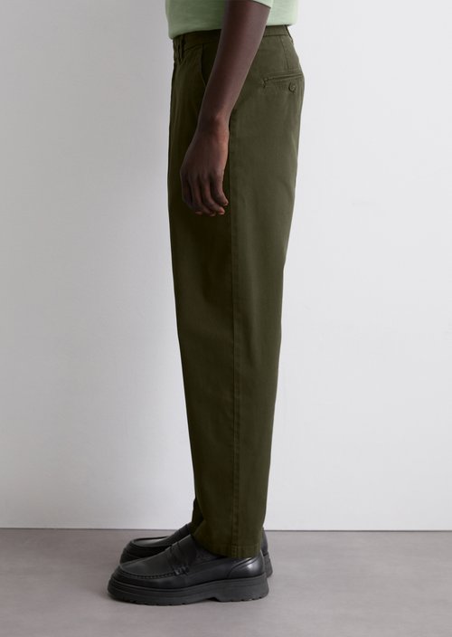 Chino model Belsbo relaxed — M499