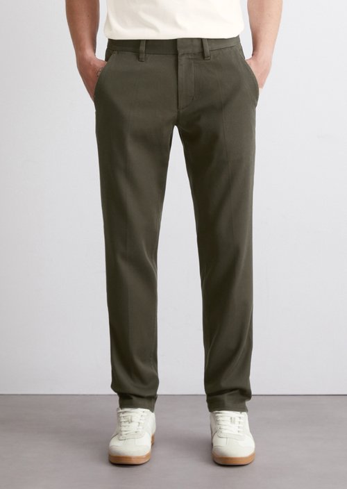 Chino model Stig shaped — M499