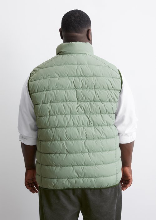 Regular quilted vest — M438