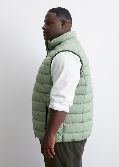 Regular quilted vest — M438