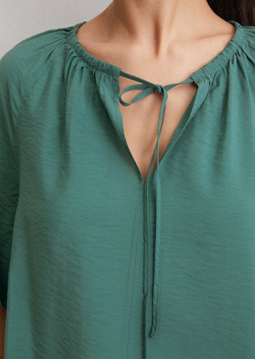 Relaxed blouse — Dark green