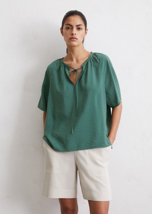 Relaxed blouse — Dark green