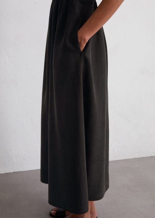 Cut-out dress — Black