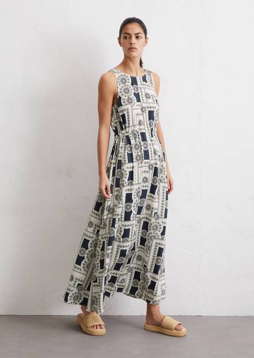 polo maxi dress Floral Designed with maximum recovery and resilient stretch Lacoste Runway Polo Collar Silk