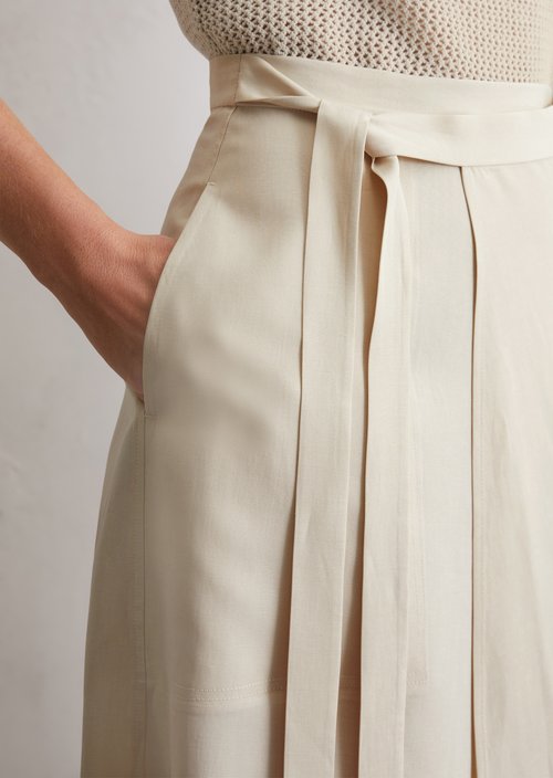 Wrap skirt flared — Beige