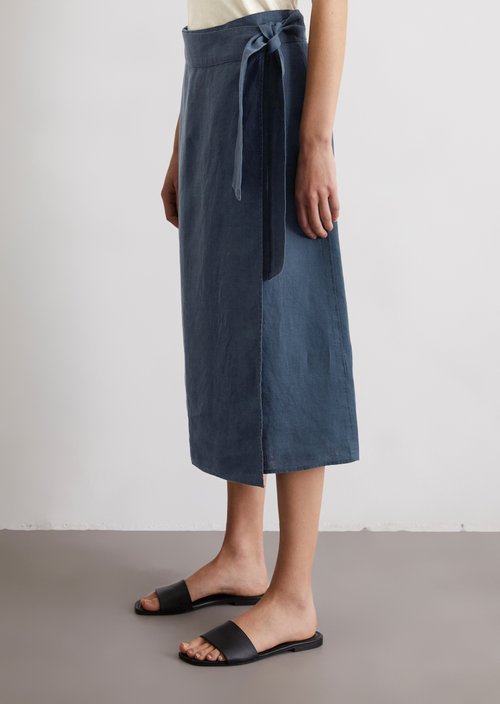 Flared linen wrap skirt — Dark blue
