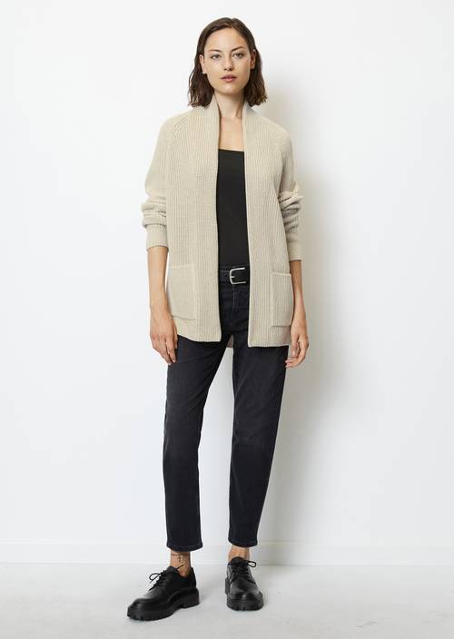 DfC Cardigan regular M145 in Frontalansicht