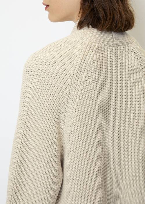 DfC Cardigan regular M145 in Detailansicht