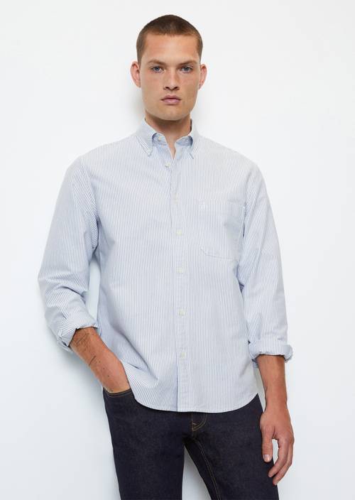 Camicia Oxford a righe a manica lunga regular MH83 in vista frontale