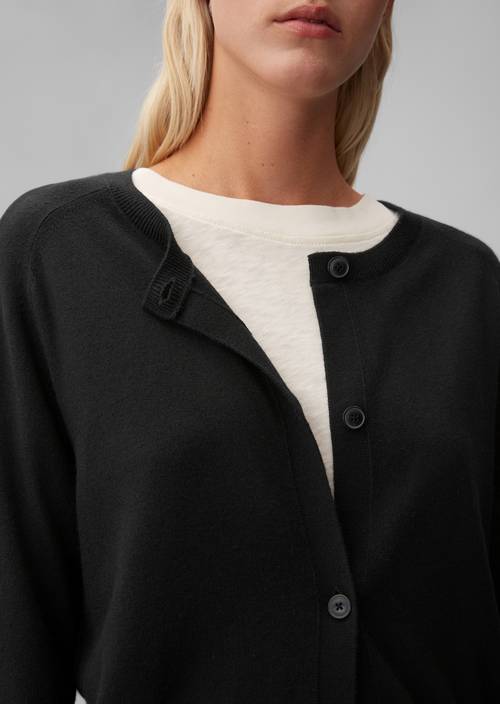Cardigan M990 in Detailansicht