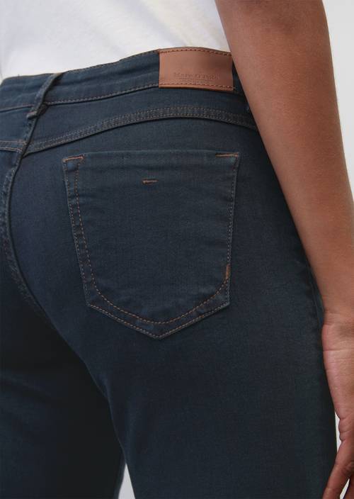 Dżinsy model ALBY slim M050 w widoku szczegółowym