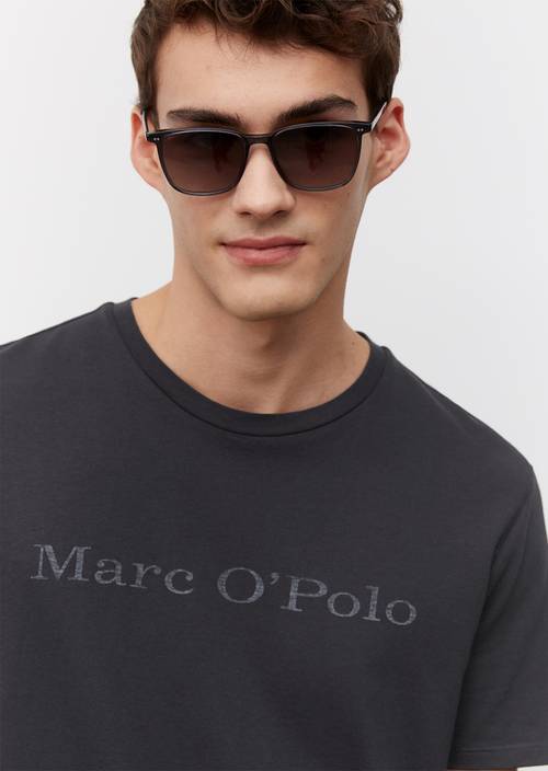 Logo-T-Shirt regular M895 en vista detallada