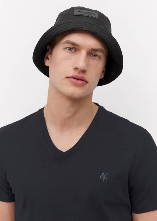 T-shirt met V-hals regular M895 in detailaanzicht