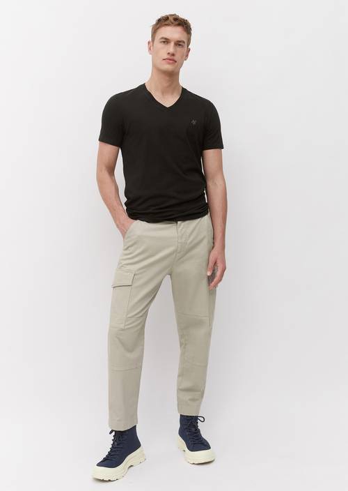 T-shirt met V-hals regular M990 in vooraanzicht