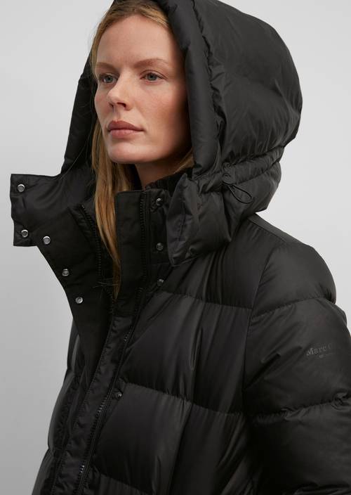 Puffer-Daunenmantel M990 in Detailansicht