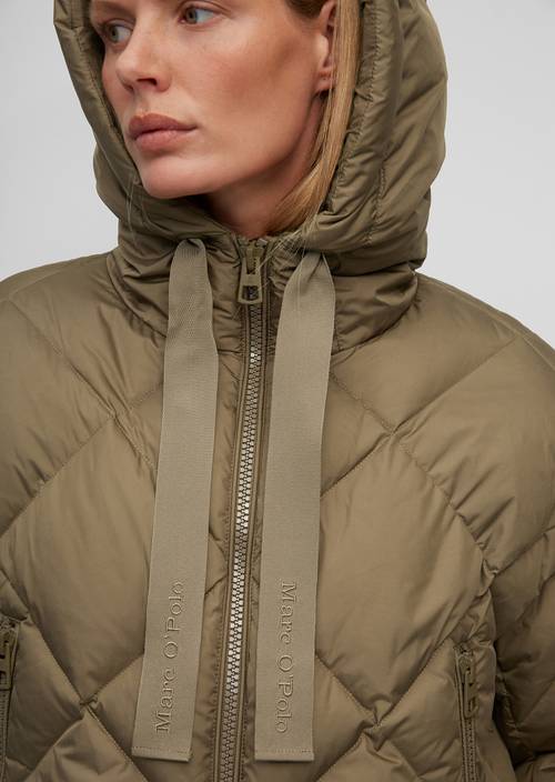 Puffer down jacket M757 in detail view