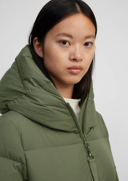 Puffer-Daunenmantel M433 in Detailansicht