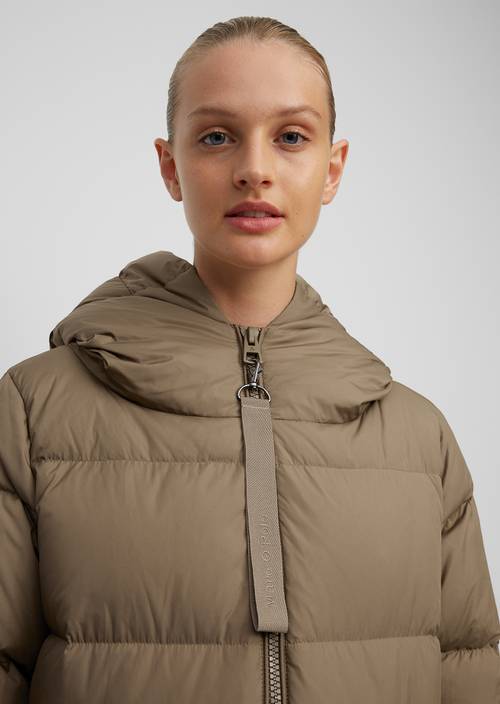 Puffer-Daunenmantel M757 in Detailansicht