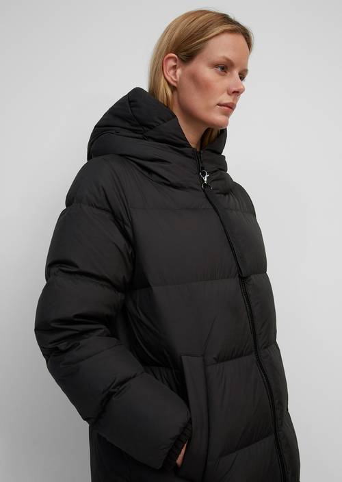 Puffer-Daunenmantel M990 in Detailansicht