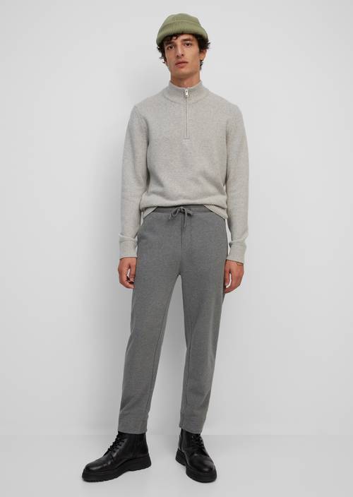 Tracksuit bottoms M946 in front view