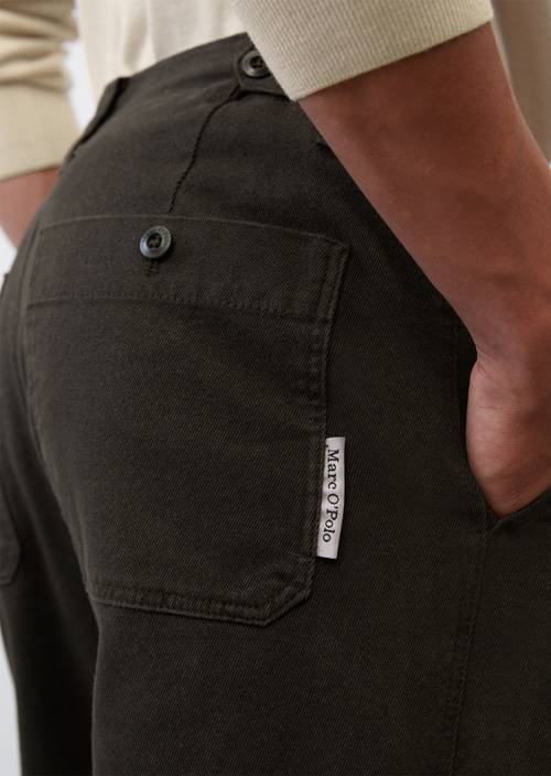 Pantalón chino BELSBO WORKER, corte relaxed MF73 en vista detallada